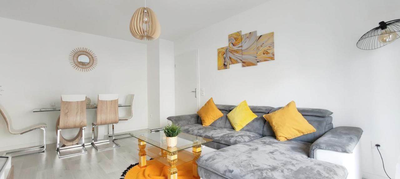 Chic Apart With Parking Near Paris Apartamento Épinay-sur-Seine Exterior foto