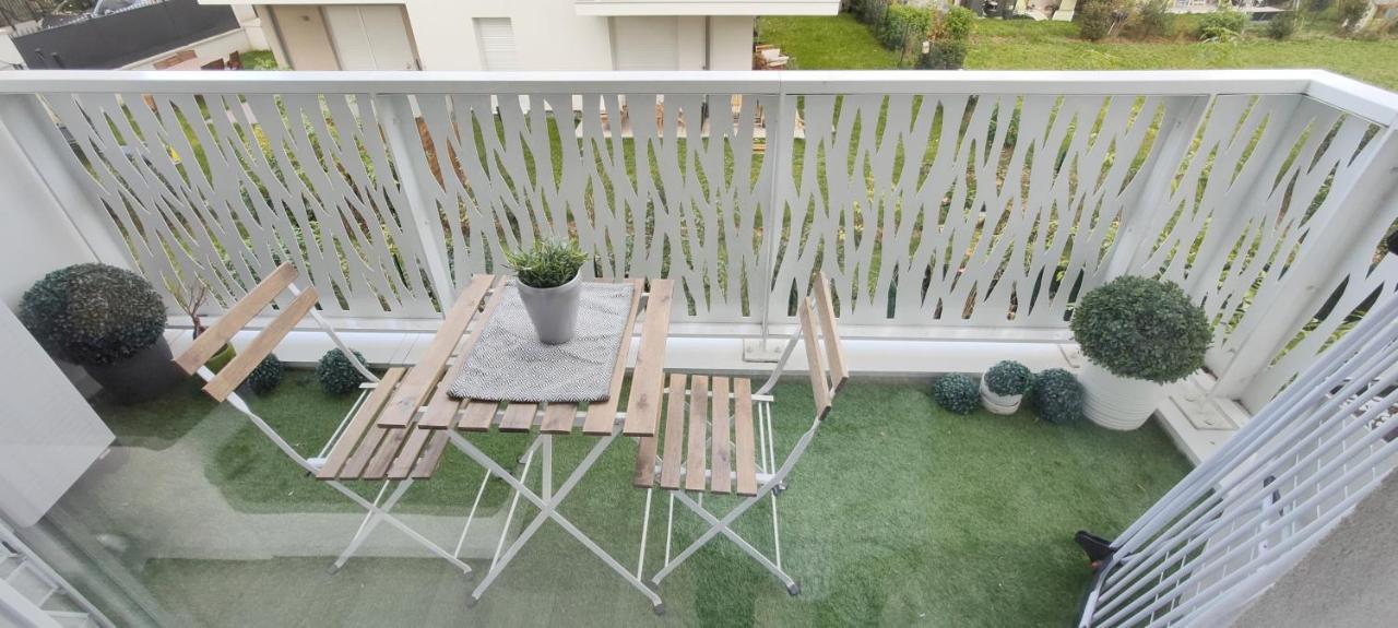 Chic Apart With Parking Near Paris Apartamento Épinay-sur-Seine Exterior foto